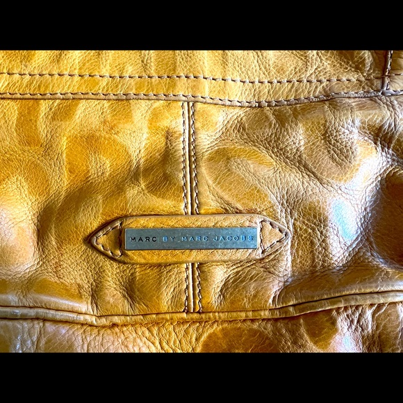 MARC BY MARC JACOBS leather bag - Picture 8 of 12